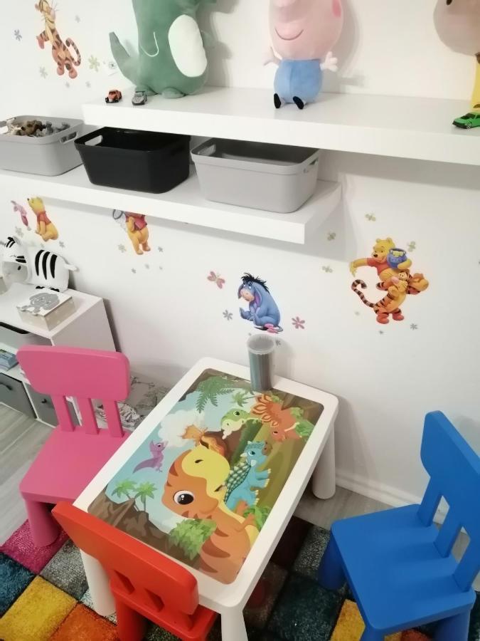 Familien Fewo Wohnung 1 Mit Kinder Spielecke Erdgeschoss An Der Muhle Am Wochenmarkt Bremerhaven Luaran gambar