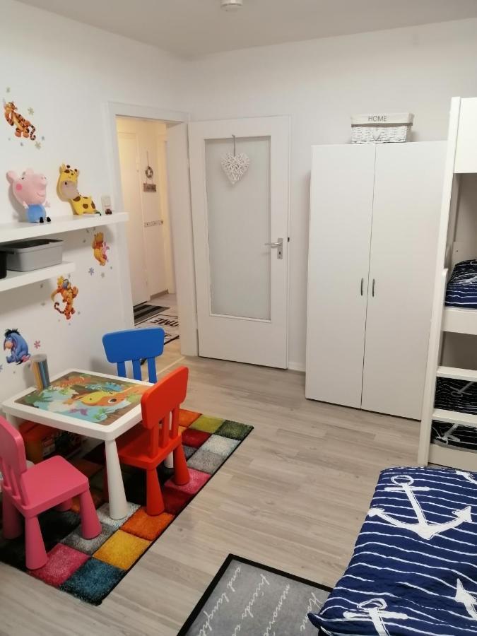 Familien Fewo Wohnung 1 Mit Kinder Spielecke Erdgeschoss An Der Muhle Am Wochenmarkt Bremerhaven Luaran gambar